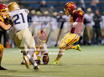 Thumbnail 1 in Kelso vs. O'Dea (WIAA 3A Second Round) photogallery.