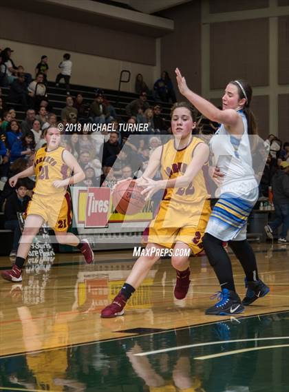 Thumbnail 3 in Surprise Valley vs. Happy Camp (CIF NS D7 Final) photogallery.