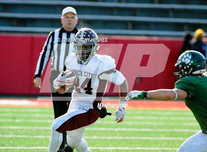 Thumbnail 2 in Garden City vs. Lindenhurst (Section 8 Division II Final) photogallery.
