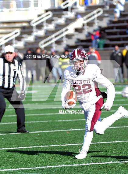 Thumbnail 3 in Garden City vs. Lindenhurst (Section 8 Division II Final) photogallery.