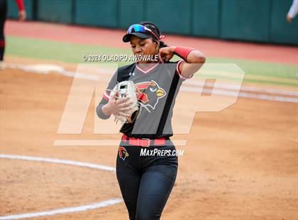 Thumbnail 3 in Melissa vs. Harlingen South (UIL 5A Softball Final) photogallery.
