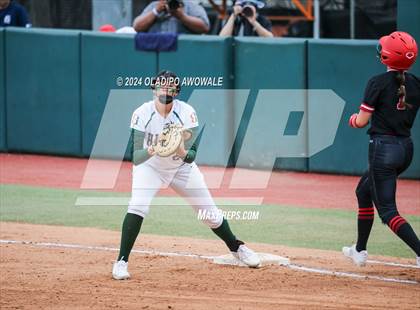 Thumbnail 2 in Melissa vs. Harlingen South (UIL 5A Softball Final) photogallery.