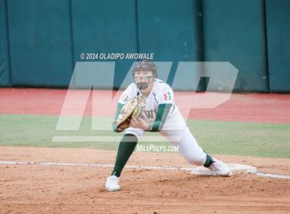 Thumbnail 1 in Melissa vs. Harlingen South (UIL 5A Softball Final) photogallery.