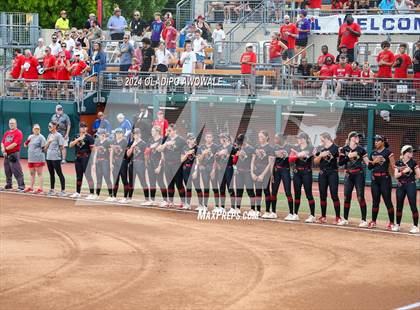 Thumbnail 1 in Melissa vs. Harlingen South (UIL 5A Softball Final) photogallery.