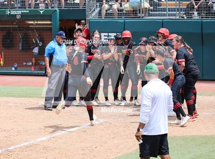 Thumbnail 1 in Melissa vs. Harlingen South (UIL 5A Softball Final) photogallery.