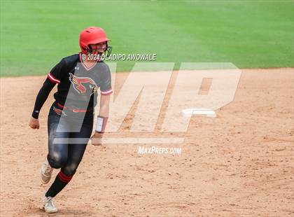 Thumbnail 1 in Melissa vs. Harlingen South (UIL 5A Softball Final) photogallery.