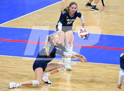 Thumbnail 1 in Valor Christian vs. Grandview (CHSAA 5 A Round 2) photogallery.