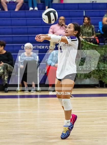 Thumbnail 1 in JV: Fayetteville Christian @ Village Christian Academy photogallery.