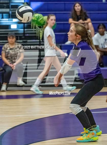 Thumbnail 1 in JV: Fayetteville Christian @ Village Christian Academy photogallery.