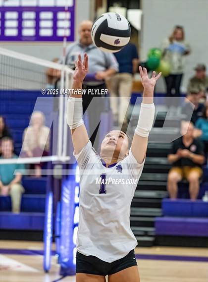 Thumbnail 1 in JV: Fayetteville Christian @ Village Christian Academy photogallery.