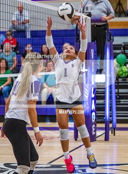 Thumbnail 2 in JV: Fayetteville Christian @ Village Christian Academy photogallery.