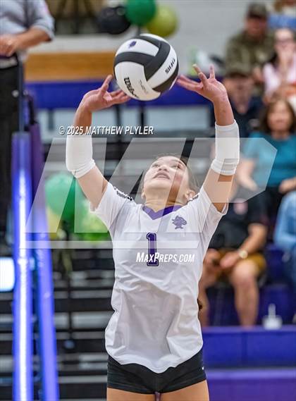 Thumbnail 2 in JV: Fayetteville Christian @ Village Christian Academy photogallery.