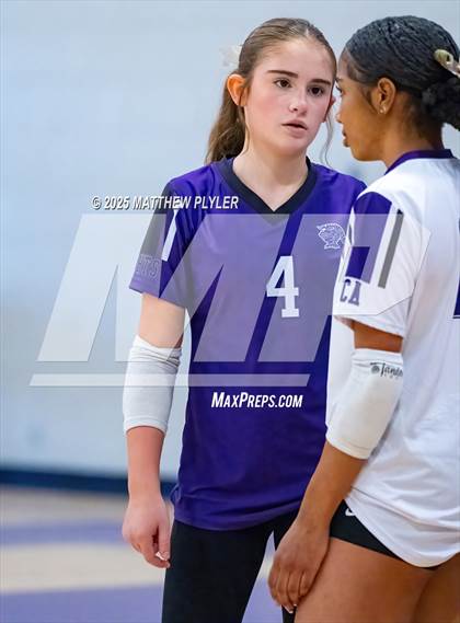 Thumbnail 3 in JV: Fayetteville Christian @ Village Christian Academy photogallery.