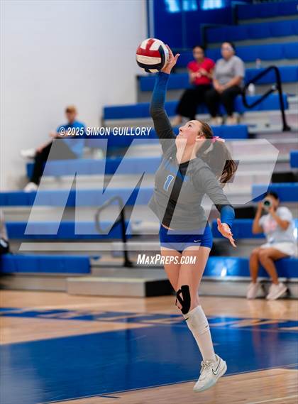 Thumbnail 2 in Dawson @ Friendswood photogallery.