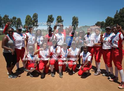 Thumbnail 3 in View Park vs. Huntington Park (CIF LACS D3 Final) photogallery.