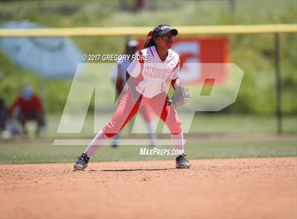 Thumbnail 2 in View Park vs. Huntington Park (CIF LACS D3 Final) photogallery.