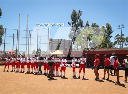 Thumbnail 1 in View Park vs. Huntington Park (CIF LACS D3 Final) photogallery.