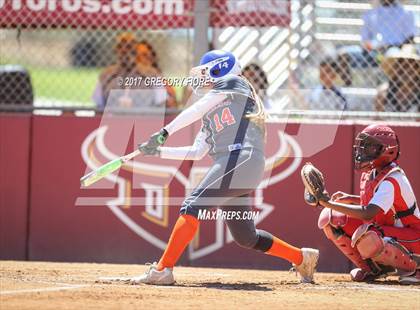 Thumbnail 2 in View Park vs. Huntington Park (CIF LACS D3 Final) photogallery.