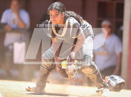 Thumbnail 1 in View Park vs. Huntington Park (CIF LACS D3 Final) photogallery.