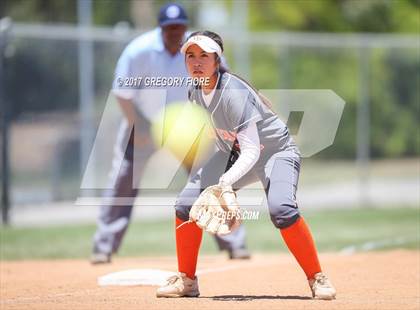 Thumbnail 2 in View Park vs. Huntington Park (CIF LACS D3 Final) photogallery.