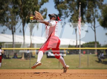 Thumbnail 3 in View Park vs. Huntington Park (CIF LACS D3 Final) photogallery.