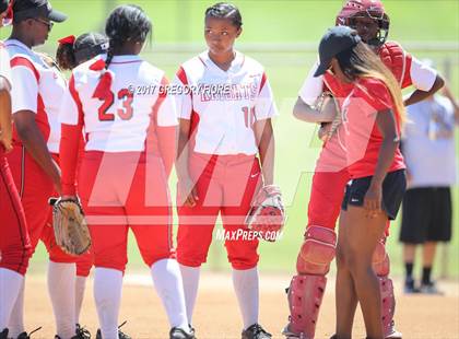 Thumbnail 2 in View Park vs. Huntington Park (CIF LACS D3 Final) photogallery.