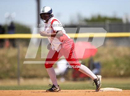 Thumbnail 1 in View Park vs. Huntington Park (CIF LACS D3 Final) photogallery.