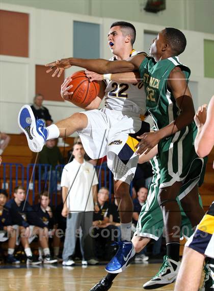Thumbnail 1 in El Segundo vs. St. Monica (El Segundo Tournament) photogallery.