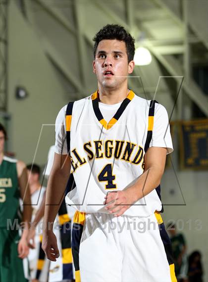 Thumbnail 1 in El Segundo vs. St. Monica (El Segundo Tournament) photogallery.