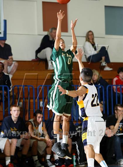 Thumbnail 1 in El Segundo vs. St. Monica (El Segundo Tournament) photogallery.