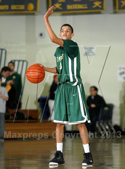 Thumbnail 2 in El Segundo vs. St. Monica (El Segundo Tournament) photogallery.