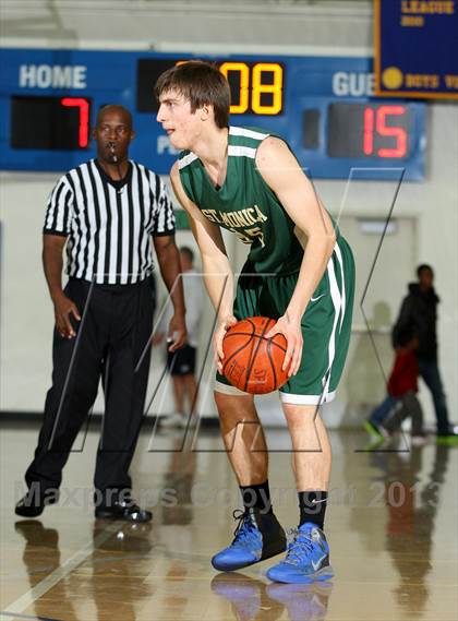 Thumbnail 3 in El Segundo vs. St. Monica (El Segundo Tournament) photogallery.
