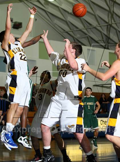 Thumbnail 1 in El Segundo vs. St. Monica (El Segundo Tournament) photogallery.