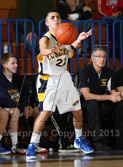 Thumbnail 1 in El Segundo vs. St. Monica (El Segundo Tournament) photogallery.