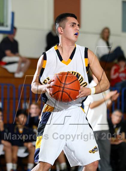 Thumbnail 2 in El Segundo vs. St. Monica (El Segundo Tournament) photogallery.
