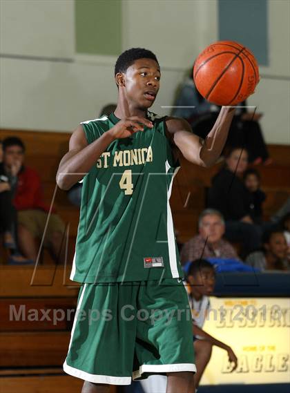 Thumbnail 2 in El Segundo vs. St. Monica (El Segundo Tournament) photogallery.