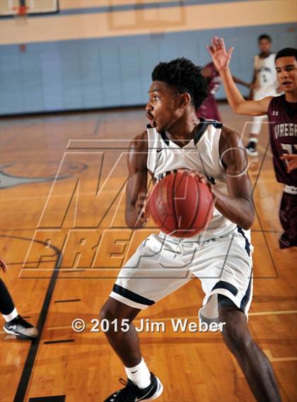 Thumbnail 2 in Gaither vs Wiregrass Ranch (Naturcoast Holiday Tournament) photogallery.