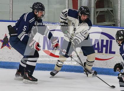 Thumbnail 1 in Howell @ Middletown South photogallery.