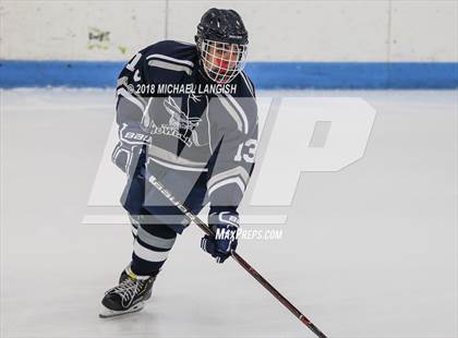 Thumbnail 1 in Howell @ Middletown South photogallery.