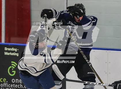 Thumbnail 1 in Howell @ Middletown South photogallery.