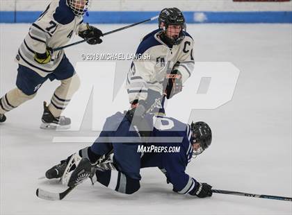 Thumbnail 1 in Howell @ Middletown South photogallery.