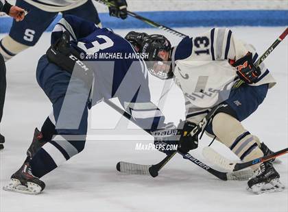 Thumbnail 3 in Howell @ Middletown South photogallery.