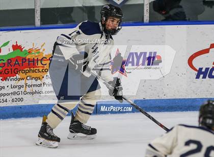 Thumbnail 1 in Howell @ Middletown South photogallery.