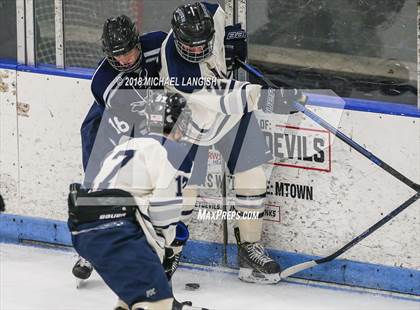Thumbnail 3 in Howell @ Middletown South photogallery.