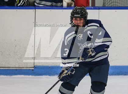 Thumbnail 1 in Howell @ Middletown South photogallery.