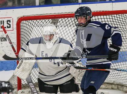 Thumbnail 3 in Howell @ Middletown South photogallery.