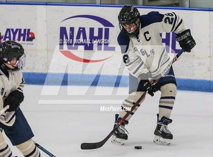 Thumbnail 1 in Howell @ Middletown South photogallery.