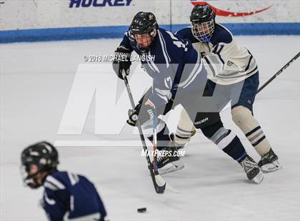 Thumbnail 2 in Howell @ Middletown South photogallery.