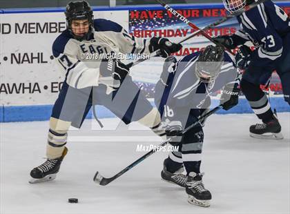 Thumbnail 2 in Howell @ Middletown South photogallery.