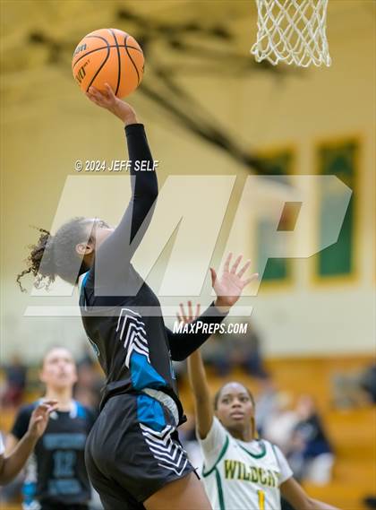 Thumbnail 1 in Hickory @ Great Bridge photogallery.